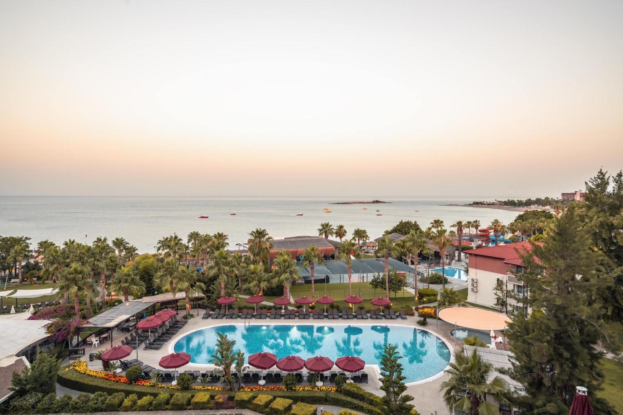 Justiniano Theodora Resort Okurcalar Exterior photo